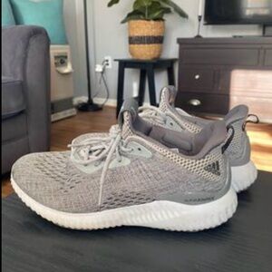 Alpha Bounce Running Shoe